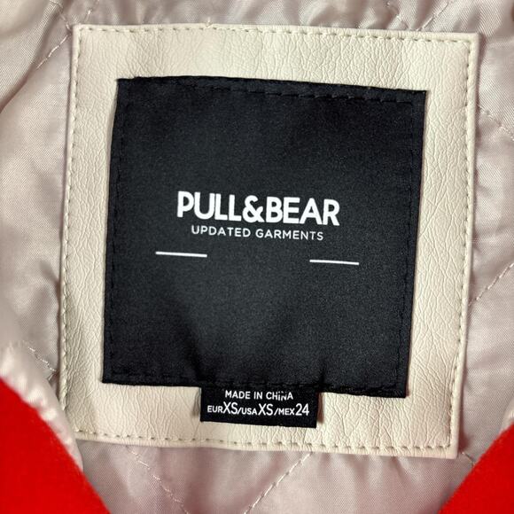 Europe's Pull & Bear Women's Varsity Bomber Y2K Style Jacket Red & White Size XS - Picture 3 of 8